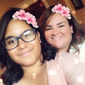 Meet your Posher, Lizbeth